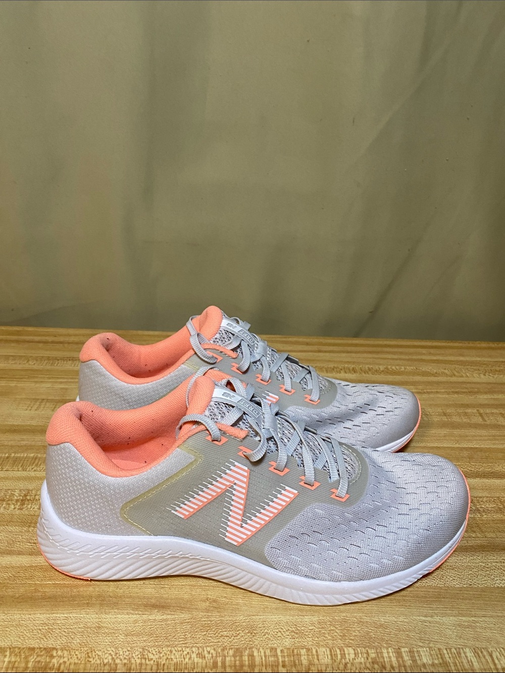New Balance Drift V1 Running Cross Training Shoes size 9